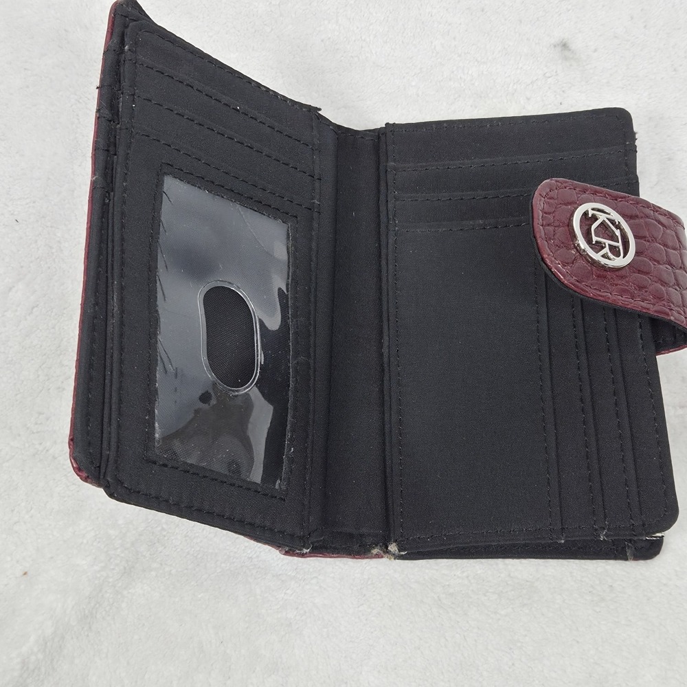 Kim Roger's Burgundy Croc Embossed Snap Close Wallet Bifold Organizer - Picture 8 of 11